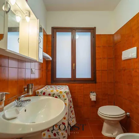 Con Piscina E Spiaggia, Per Famiglie! Будинок відпочинку