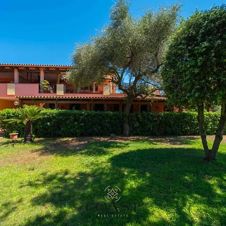 Con Piscina E Spiaggia, Per Famiglie!